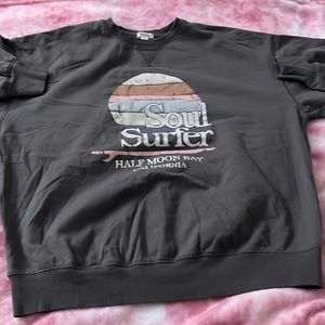 Barley worn great condition no holes, tear, wears, stains, or discoloration!